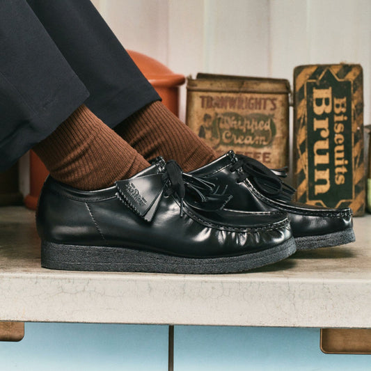 Wallabee Black Hi Shine Leather