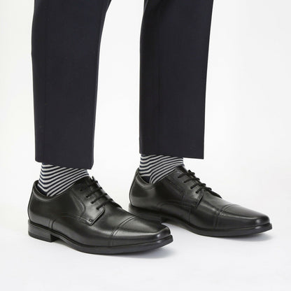 Howard Cap Black Leather