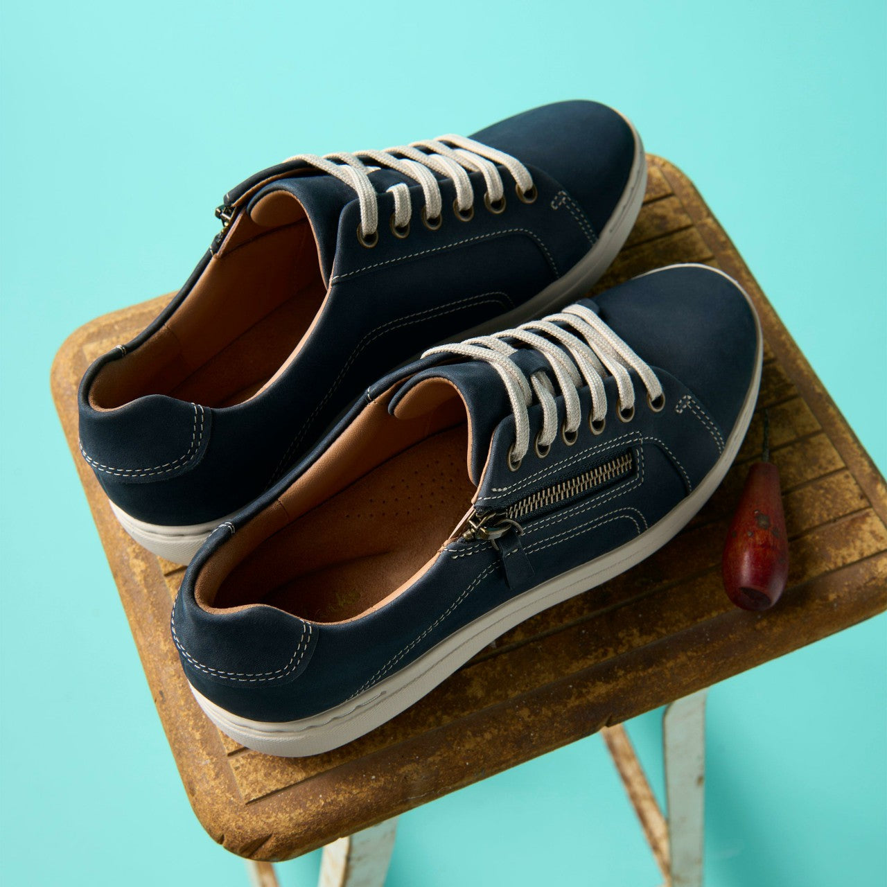 Nalle Lace Navy Nubuck