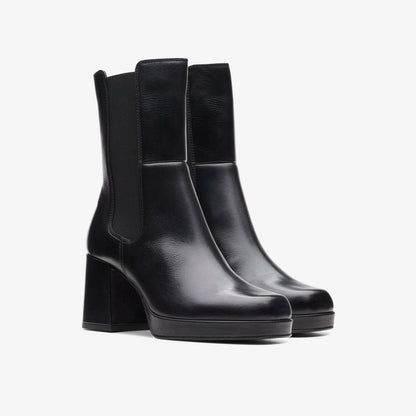 Pique Up Black Leather
