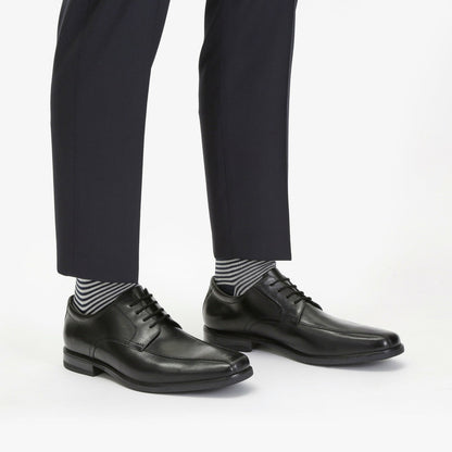 Howard Over Black Leather