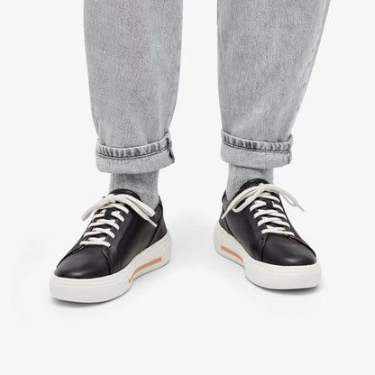 Hollyhock Walk Black Leather - US 4428