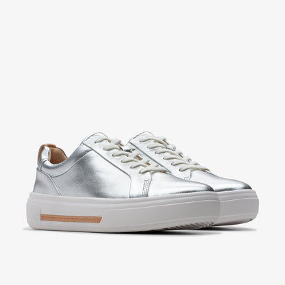 Hollyhock Walk Silver Leather - US 4554