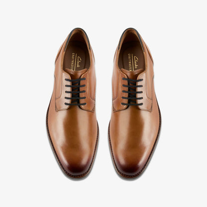 Craft Arlo Lace Tan Leather