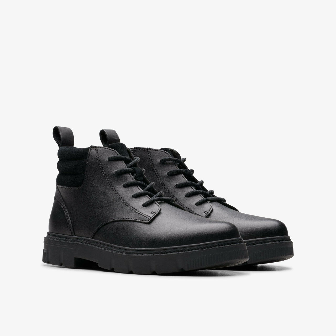 Lorcam Trail Older Black Leather