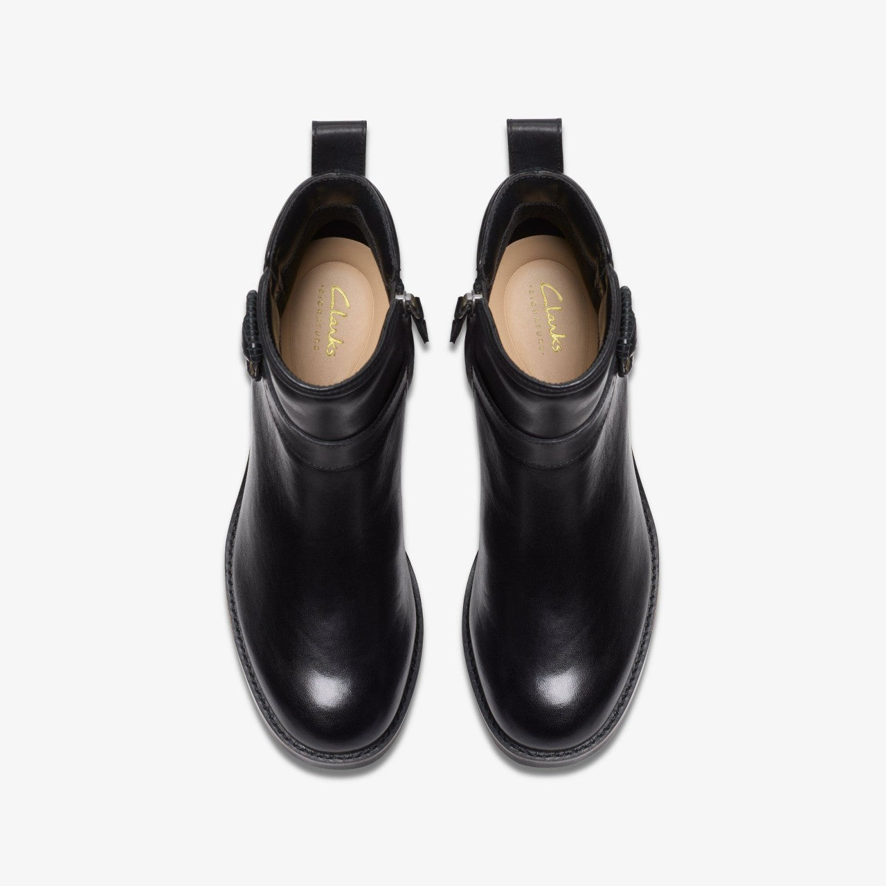 Chamberly Trim Black Leather