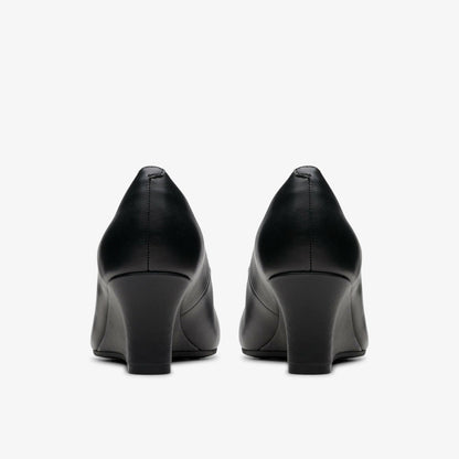 Olivette Pearl Black Leather
