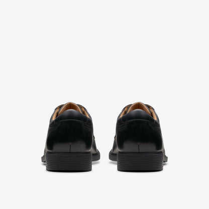 Eldredge Plain Black Leather