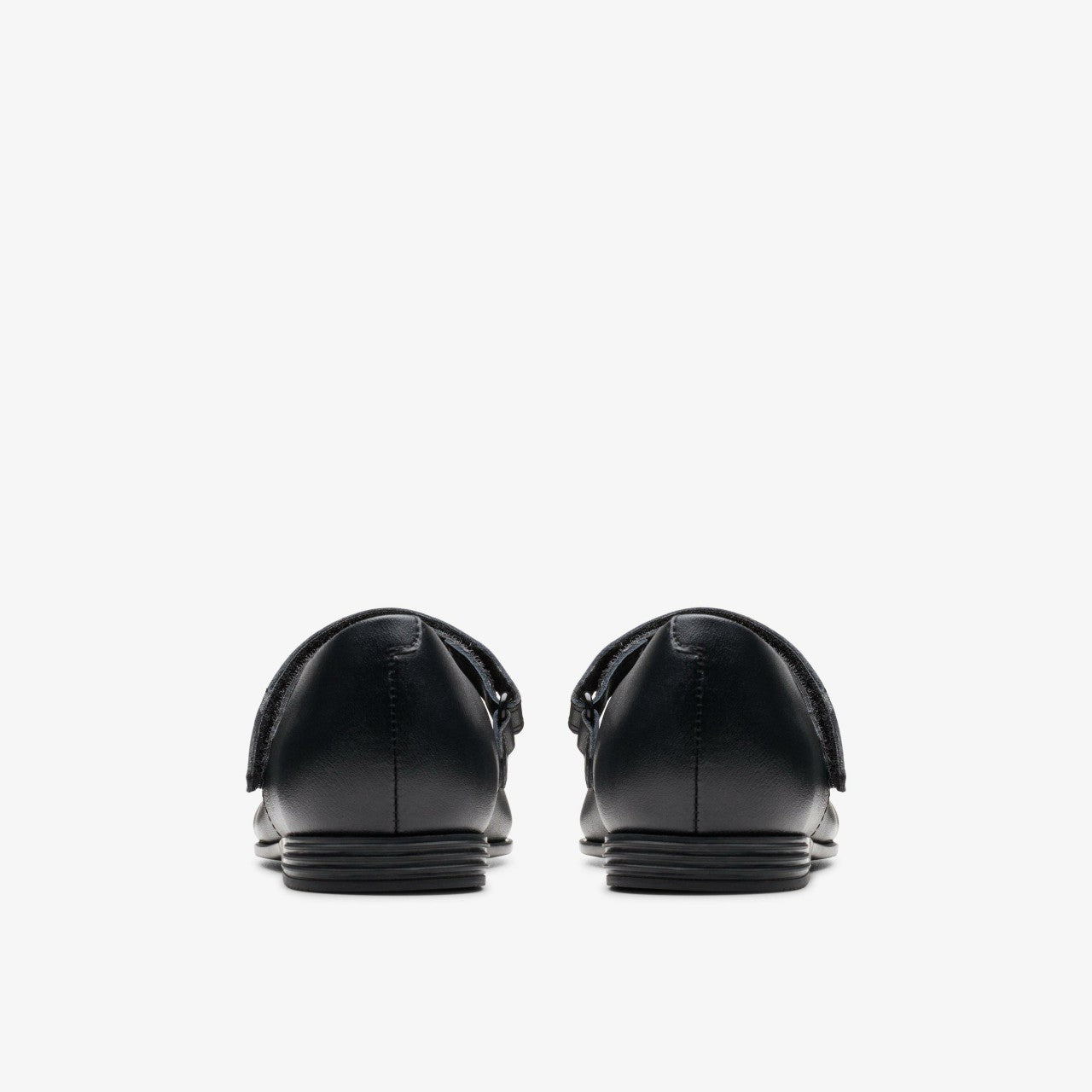 Finja Gem Older Black Leather