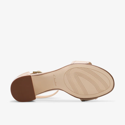 Ezoria Mae Sand Patent - US 9870