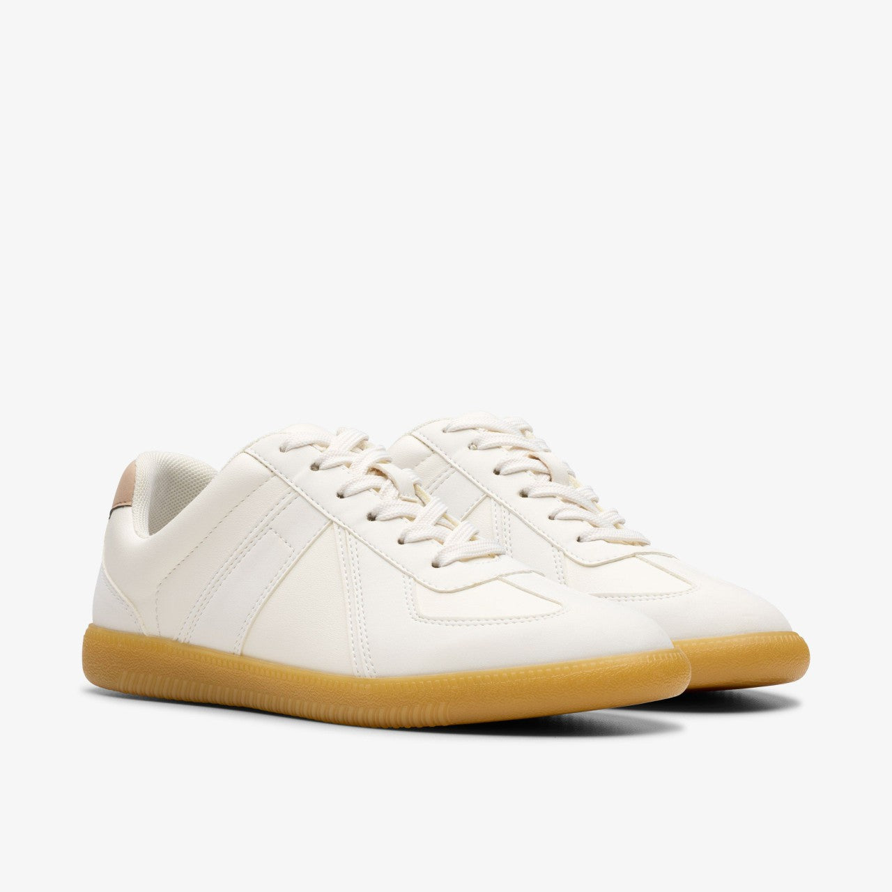 Nykole Step White