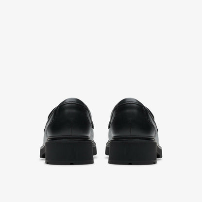 Lauryl Tassel Black Leather
