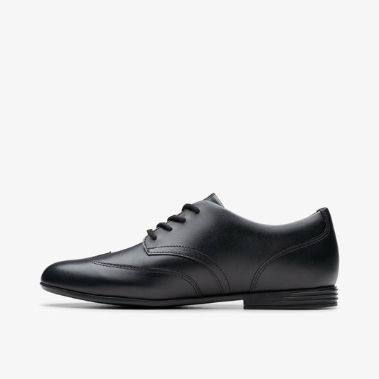 Finja Wing Youth Black Leather