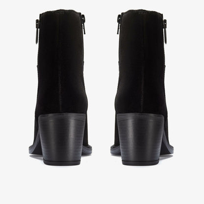 Jesse Zip Black Suede